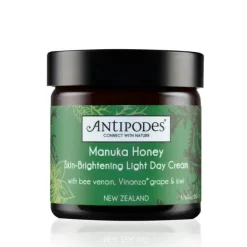 Soin De Jour>Antipodes Manuka Honey                Crème de Jour Légère Révélatrice d'Éclat au Miel de Manuka