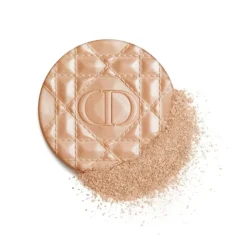 Enlumineur>DIOR Forever Glow Luminizer                Highlighter Infusé d'Acide hyaluronique