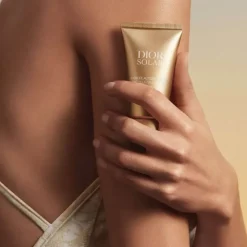 Autobronzant>DIOR Solar                La Gelée Autobronzante Autobronzant Visage - Éclat Naturel et Bronzage Graduel