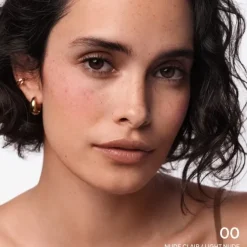 Blush><noscript><img width=