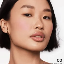 Blush><noscript><img width=