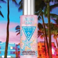 Brume Parfumée Corps & Cheveux|Gamme Complémentaire Parfumée>Guess Miami Mist                Brume Parfumée Scintillante