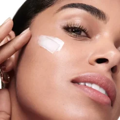 Soin Jour & Nuit>SHISEIDO Essential Energy                Crème Activatrice d'Hydratation 24H - Recharge