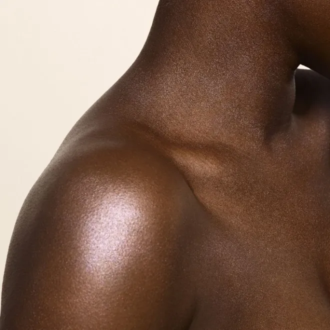 Gamme Complémentaire Parfumée>VALENTINO Born In Roma Crème Hydratante Parfumée Texture Gel Effet Nacré